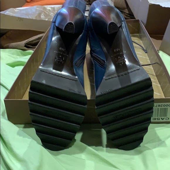 Donald J Pliner Women's DARIA Boot NIB - Picture 13 of 16